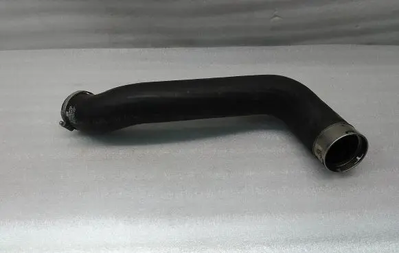 Volvo V40 Intercooler hose/pipe 31439897