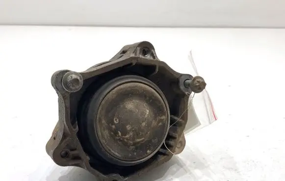 BMW 3 GT F34 Engine mount vacuum valve 6859414