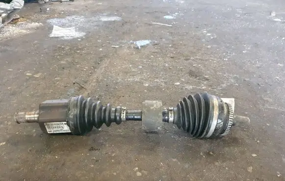 Volvo S60 Front driveshaft P8689210 T040126