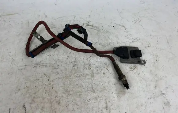 BMW 5 GT F07 Lambda probe sensor 8576471