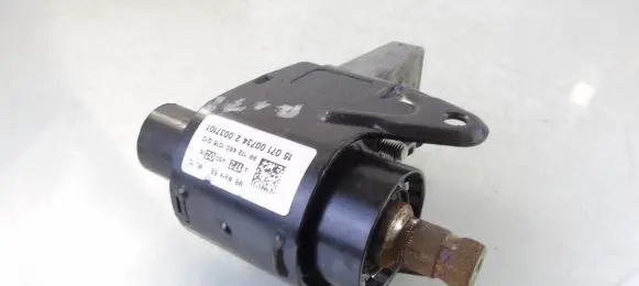 Steering wheel axle set