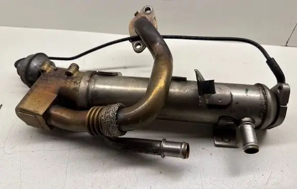 Audi A6 S6 C6 4F EGR valve 03L131512AH