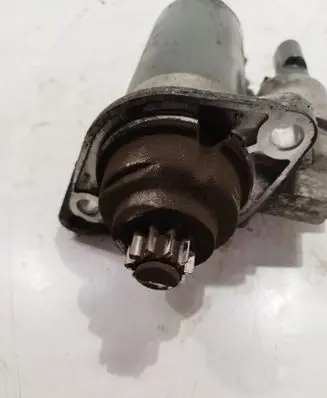 Volkswagen PASSAT B6 Starter motor 02Z911023F