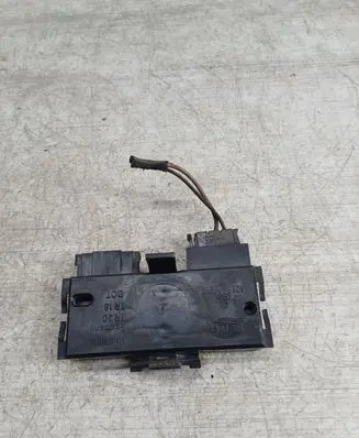 Volkswagen PASSAT B3 Tail light bulb cover holder 321945259