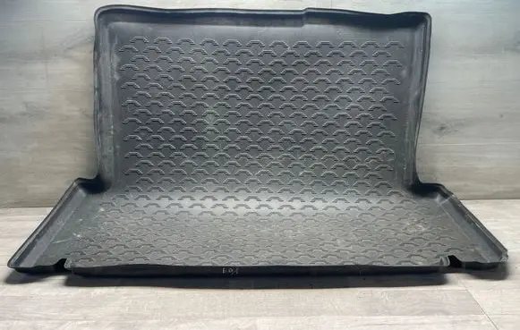 Trunk/boot mat liner