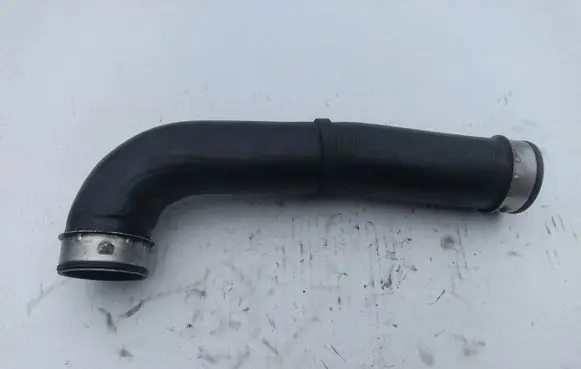 Volkswagen Golf V Intercooler hose/pipe 1K0145838C