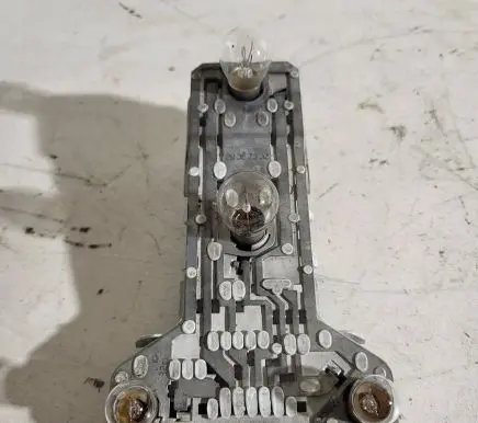 Volkswagen PASSAT B5 Tail light bulb cover holder 29062001