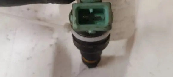BMW 5 E39 Fuel injector 0280150415