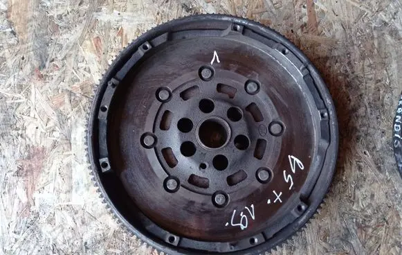 Volkswagen PASSAT B5.5 Flywheel