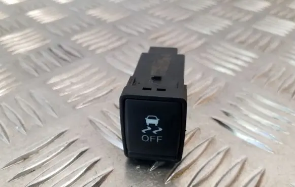 Traction control (ASR) switch