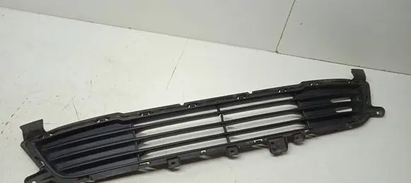 Mitsubishi Outlander Front bumper lower grill 6402A233 4B45X