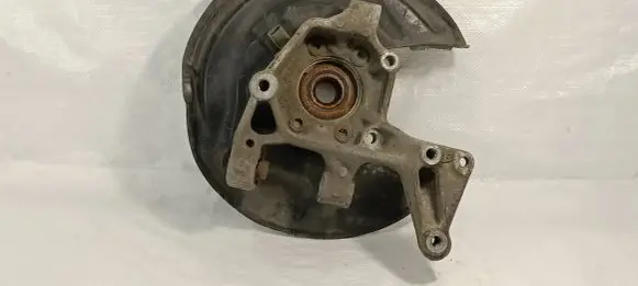 Volkswagen PASSAT B7 Rear wheel hub 3C0505435G