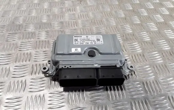 Mercedes-Benz B W245 Engine control unit/module A6401507934 0281015955