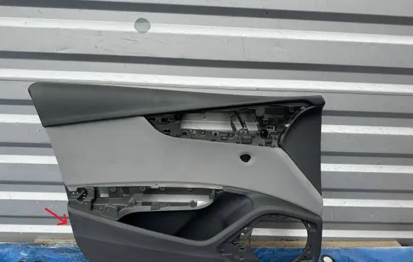 Audi A4 S4 B9 8W Front door card panel trim 8W0867117