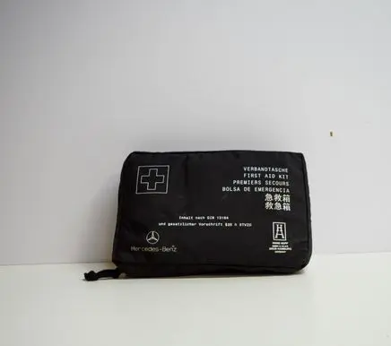 Mercedes-Benz A W176 First aid kit 