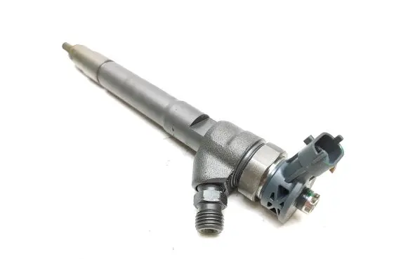 Renault Trafic III (X82) Fuel injector HML6T12058 0445110546