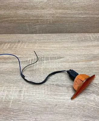 Ford Focus Front fender indicator light 1S7113K309AB