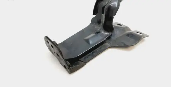 Volvo S60 Radiator mount bracket 31261931