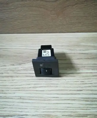 Opel Vectra C Seat heating switch 13138251