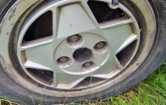 Audi 80 90 B3 R14 alloy rim 
