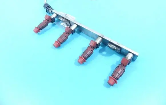 Hyundai Elantra Fuel injector 35310-2E000 IMPRK1175641