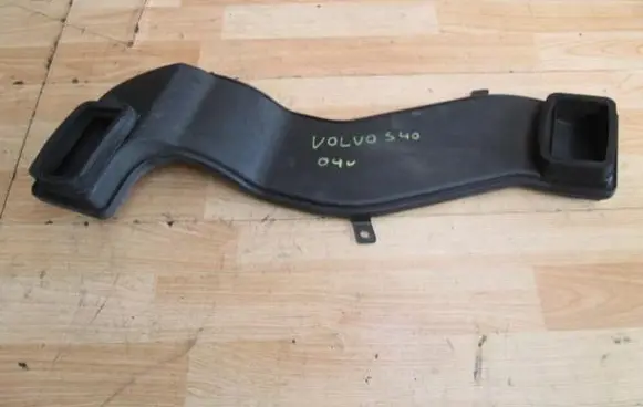 Volvo S40 Air intake duct part 9142004