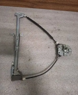Audi 80 90 S2 B4 Front door manual window regulator 893837899