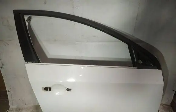 Volvo V60 Front door baltos