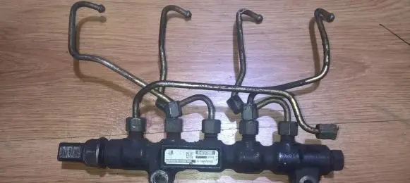 Ford Focus C-MAX Fuel main line pipe 9648580880