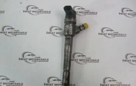 Fuel injector