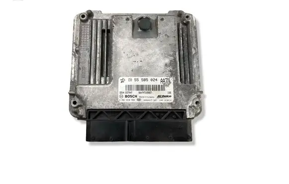 Opel Insignia A Engine control unit/module ECU 0281018769 55585024