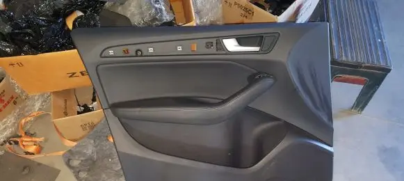 Audi Q5 SQ5 Front door card panel trim 8R286710524A 8R2867105