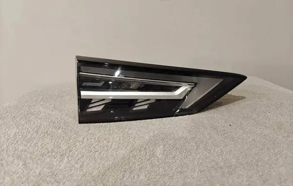 Nissan Qashqai J12 Rear/tail lights 26555HN26A 00030073S85 01711141AB