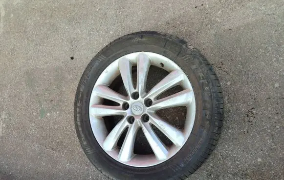 Hyundai ix35 R18 alloy rim 529102S300