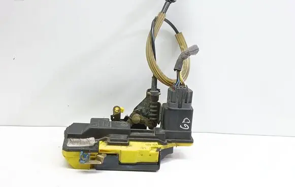 Volvo V70 Rear door lock