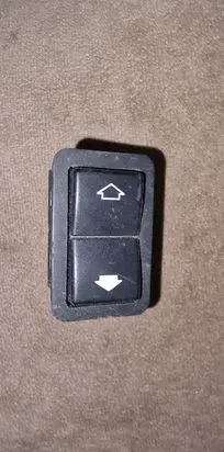 BMW 5 E39 Electric window control switch 8368974