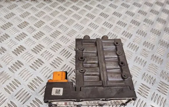 Audi Q7 4M Electric engine pre-heating system (optional) 12E963231G