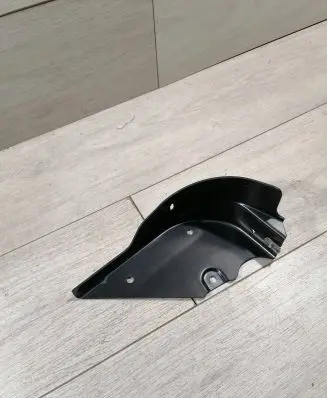 Ferrari 812 Superfast Radiator mount bracket 322888