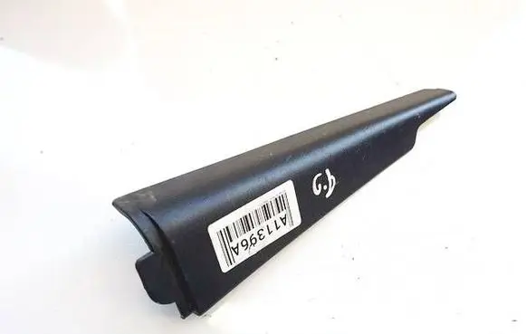Nissan X-Trail T30 Other rear door trim element 822928H300