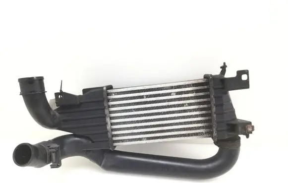 Opel Astra H Intercooler radiator 13128926