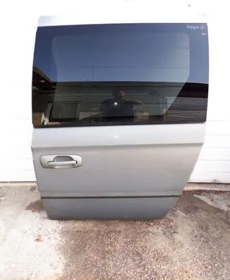 Chrysler Voyager Side sliding door 