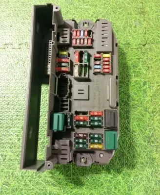BMW X5M E70 Fuse box set 518953039A B010110100 914511501