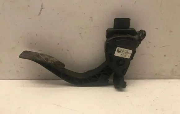 Audi A5 8T 8F Accelerator throttle pedal 6PV00950500