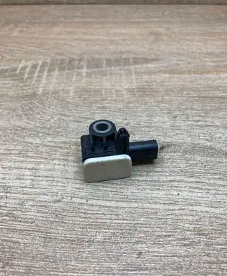 Mercedes-Benz B W246 W242 Airbag deployment crash/impact sensor A1668210151 56054085AA