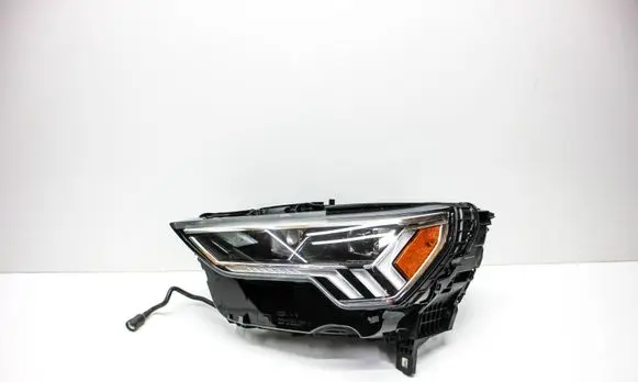 Audi Q3 F3 Headlight/headlamp 83A941033B