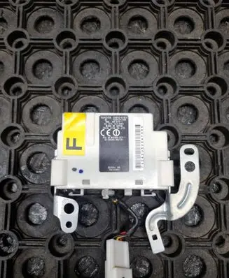 Door central lock control unit/module