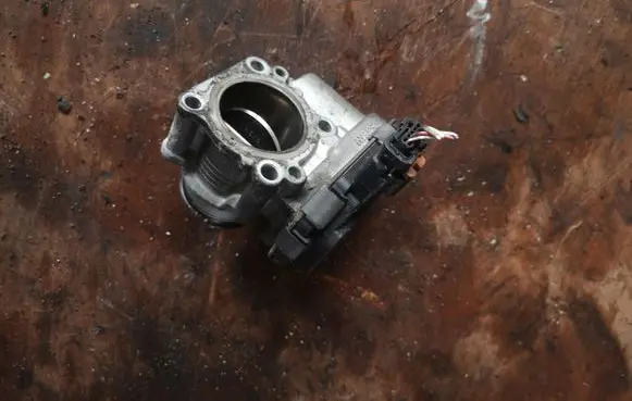 Peugeot Partner Throttle valve 9673534480