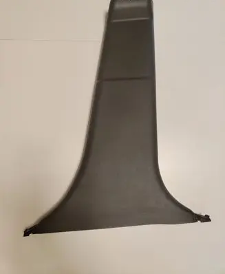 (B) pillar trim (bottom)