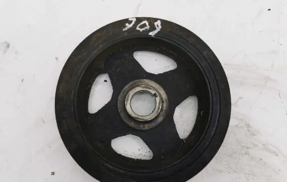 Toyota Yaris Crankshaft pulley