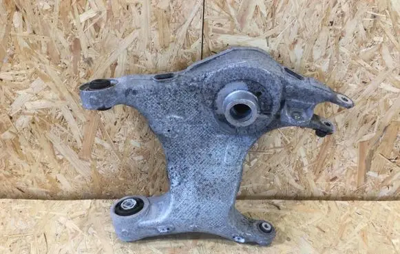 Rear control arm
